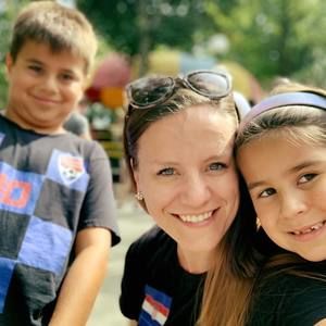 Meet your Posher, Laura